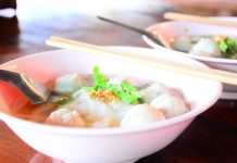 ชิมก๋วยเตี๋ยวลูกชิ้น “อันเจริญ”