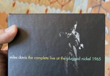 กอล์ฟ T-bone : Miles Davis Quintet ถ่ายทอดสดที่ Plugged Nickel 1965